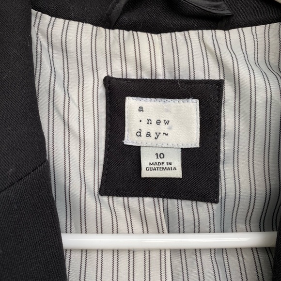 a new day by Target Women’s Blazer - Picture 6 of 6